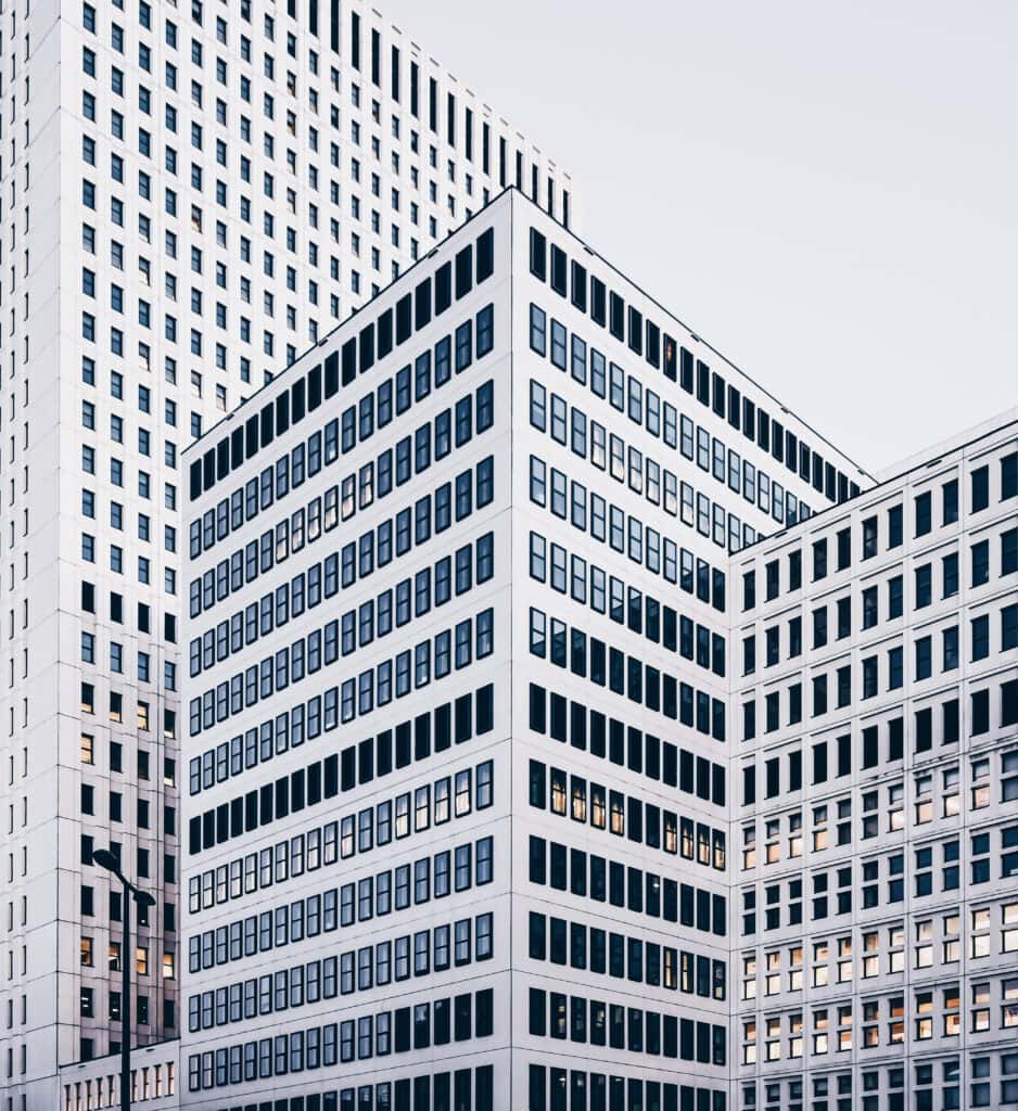 Limpieza en edificios de oficinas y despachos.